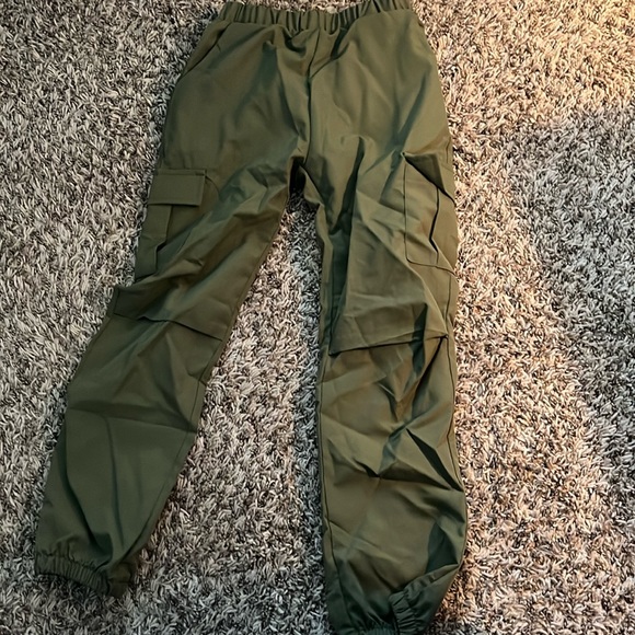 BOYS CARGO PANTS - Picture 1 of 2